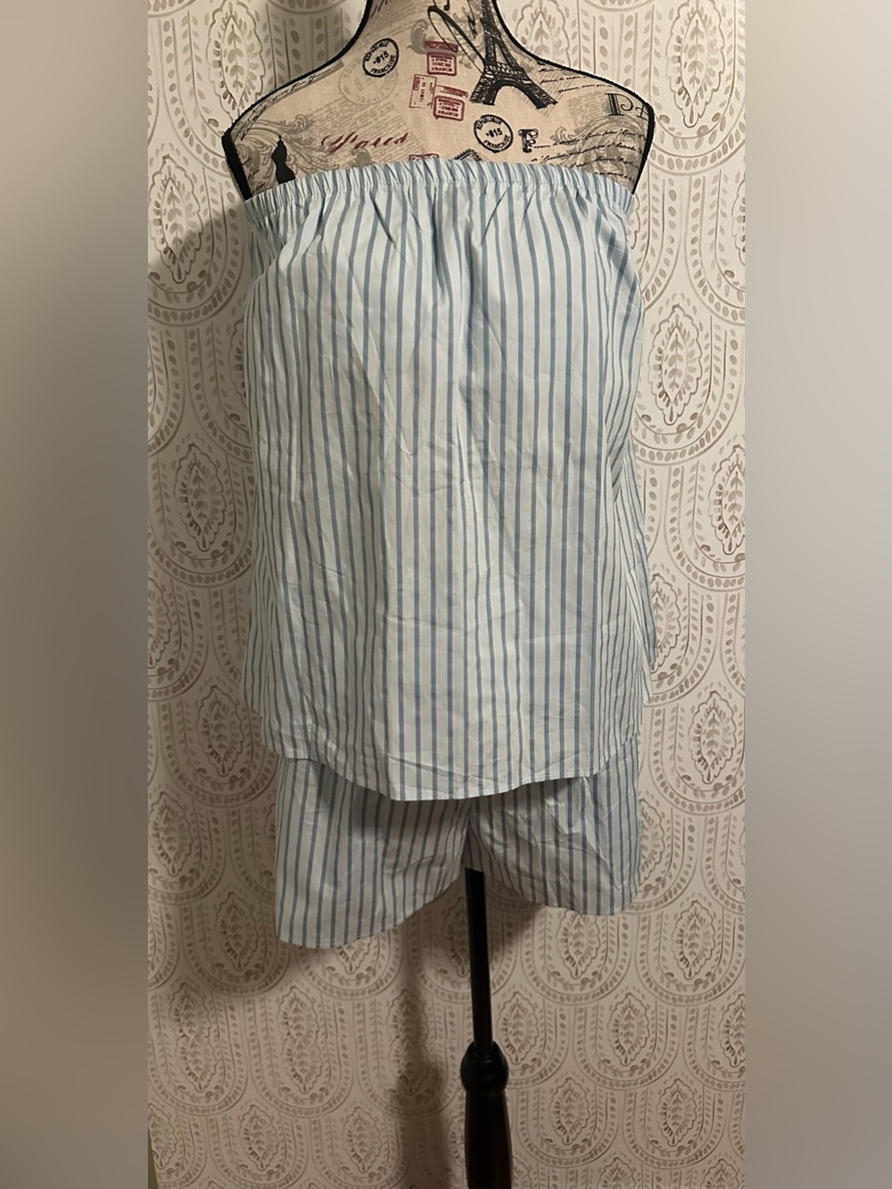 Blue Stripe Cotton Lounge Short set with pockets new no tags can fit up to a med